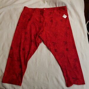 Women's red maple leaf capri leggings